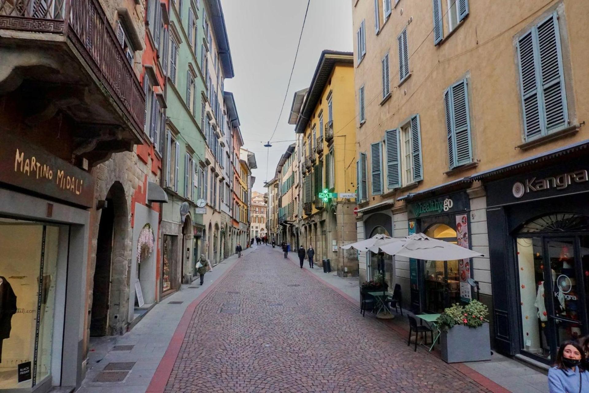 Magic Place Bergamo! Relax Apartment With Terrace In The Heart Of The City 外观 照片